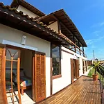 Casa piscina, vista para o mar e espaço gourmet/churrasqueira