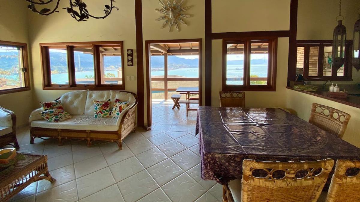 Vista Espetacular, Churrasqueira Gourmet E Piscina Aquecida * Ilhabela